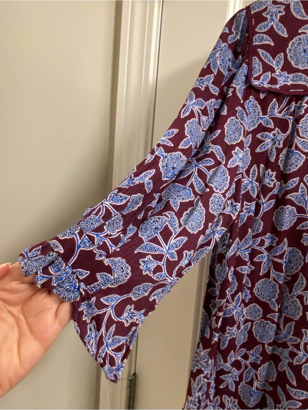 NWT Women's Democracy Medium Button Up Shirt Blouse Burgundy Blue 3/4 Sleeve Top - Picture 7 of 10